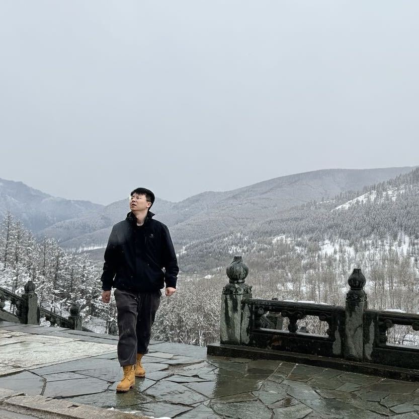 VINCENT 十文的头像